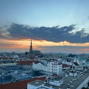  Apartment Center With 360° Rooftop Österreich
